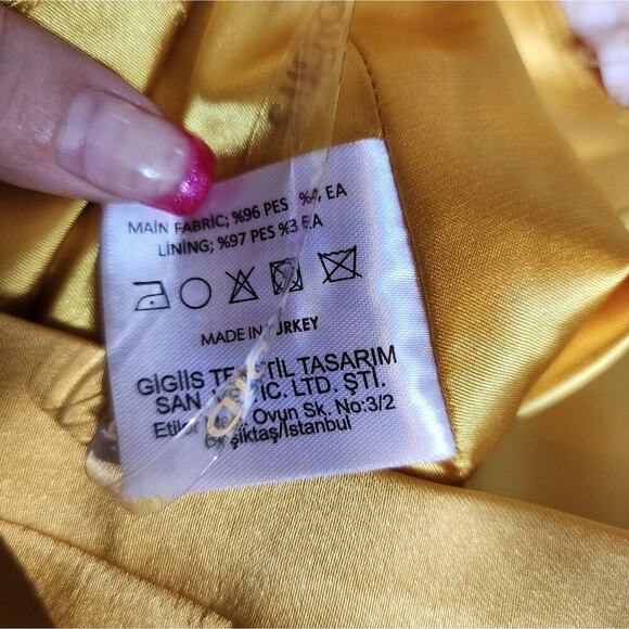 GIGIIS MUSTARD NEW SILK LIKE SHORTS WITH POCKETS SIZE XS MADE IN TURKEY - Picture 9 of 9